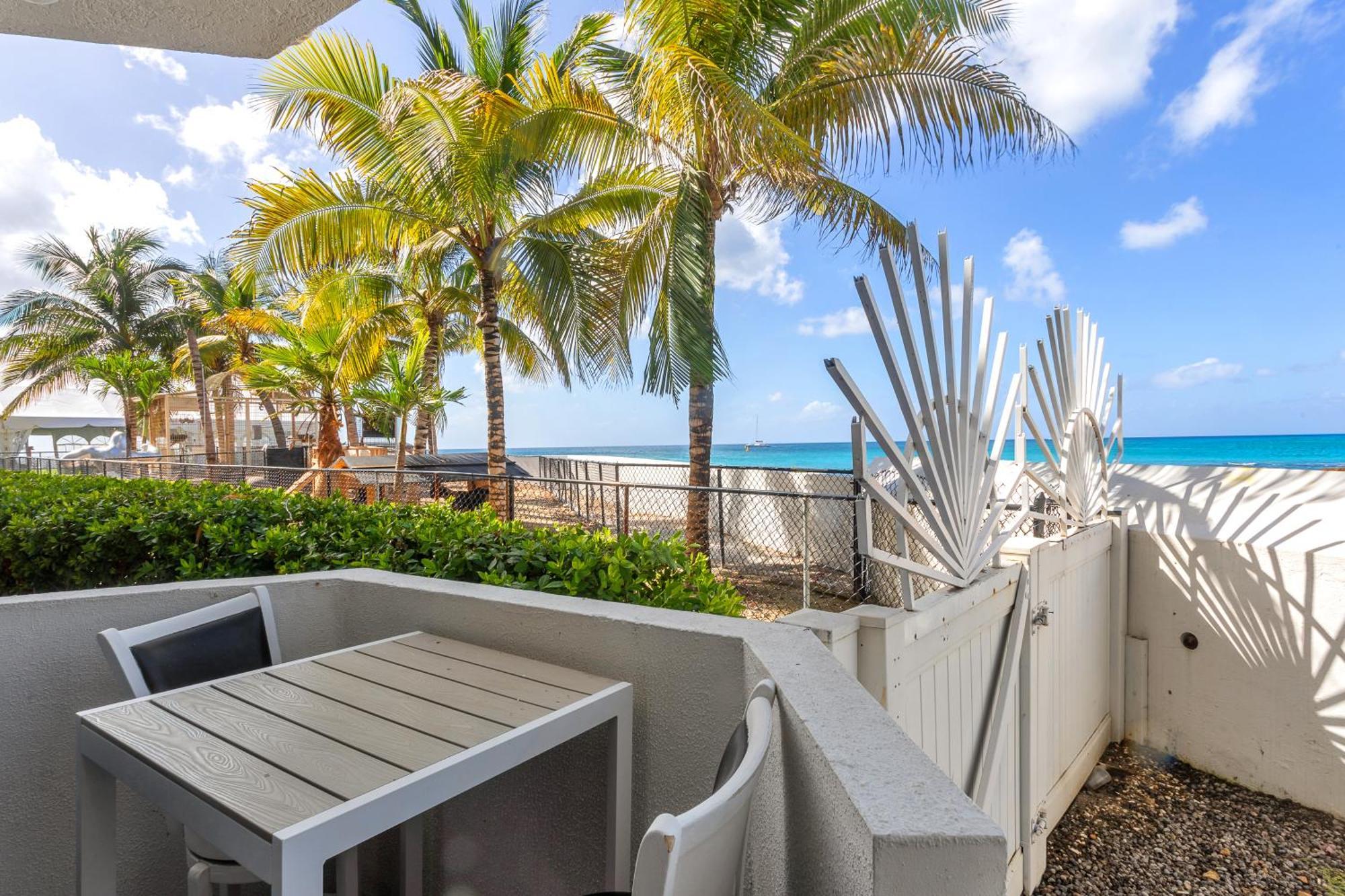 Maho Beach House - Petite Studio - Beach Access Exterior foto